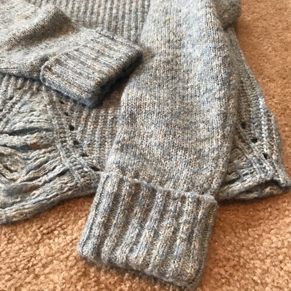 RUBY MOON Lrg Blue Cropped Distressed Sweater - Picture 4 of 8